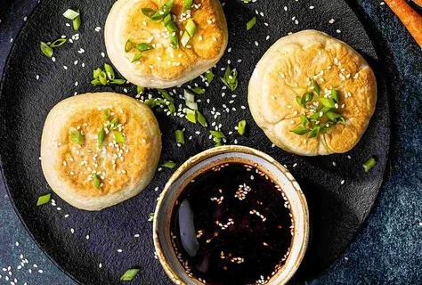 Panini Bao ripieni di funghi e verdure