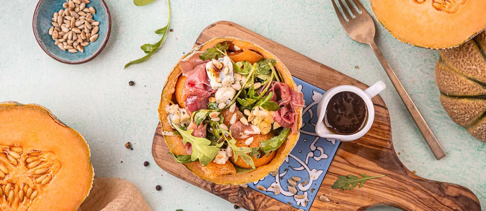 Insalata di rucola, melone e prosciutto