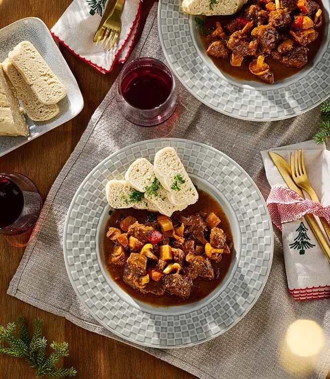 Insalata di cavolo riccio, barbabietole arrosto e feta