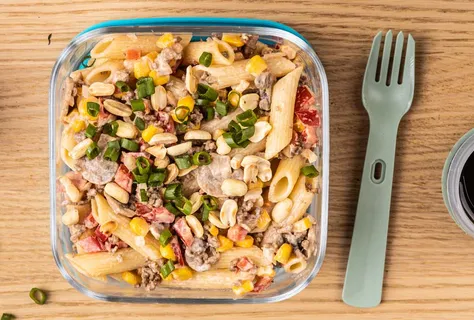Insalata di pasta con manzo e funghi
