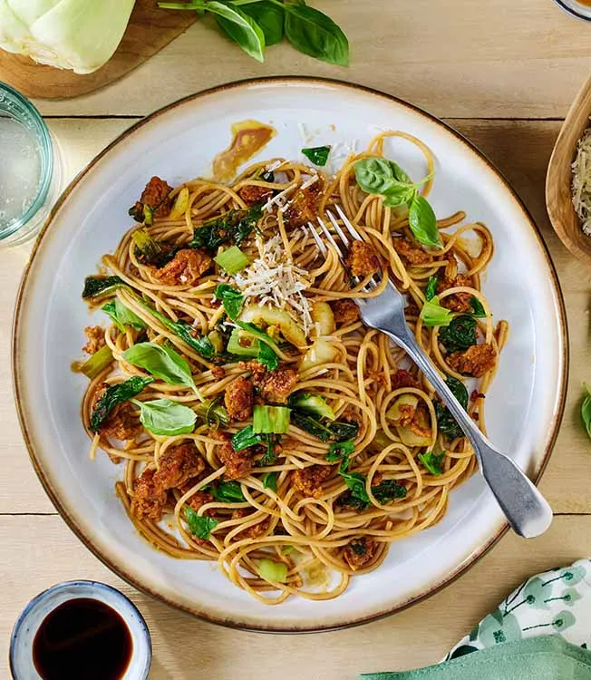 Spaghetti vegetariani piccanti