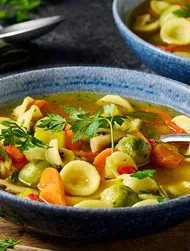 Zuppa di verdure con Salsa Teriyaki al sesamo