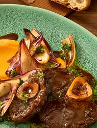 Ossobuco di cervo con purè di patate dolci