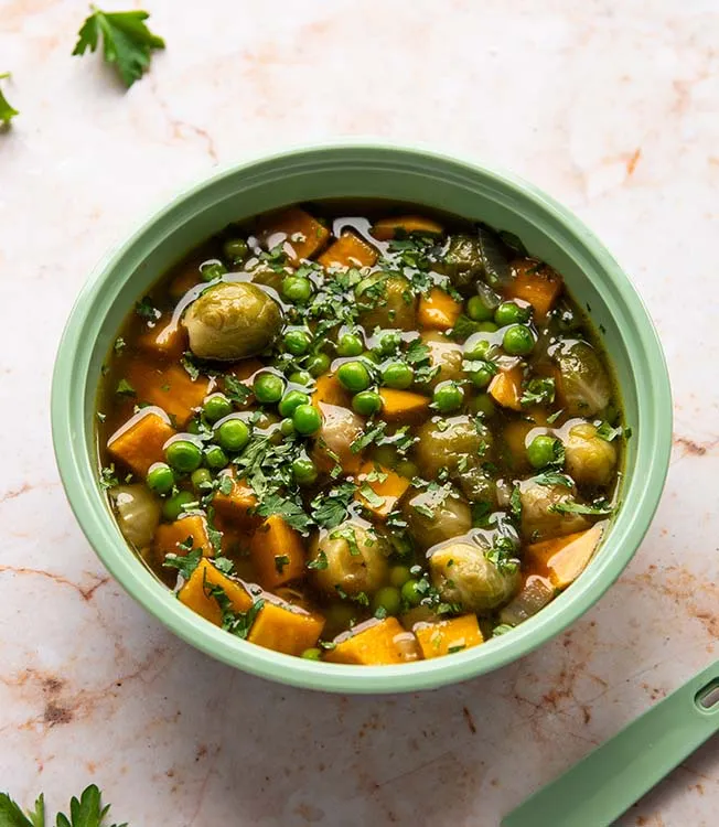 Zuppa di patate dolci e piselli