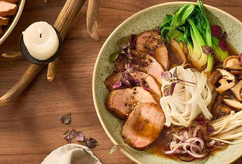 Brodo di noodles con cinghiale teriyaki