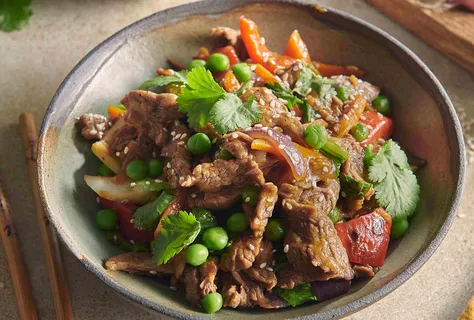 Manzo piccante saltato in padella con verdure