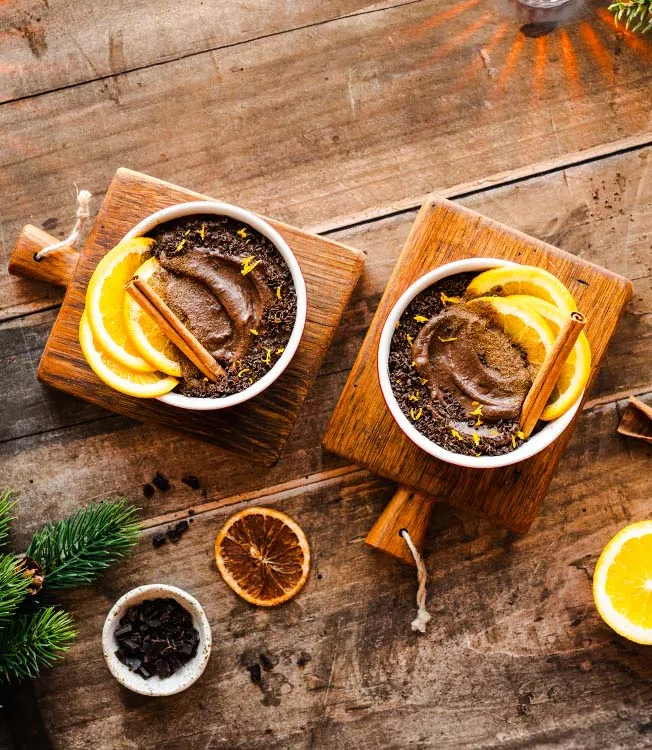 Mousse al cioccolato con caffè e arancia