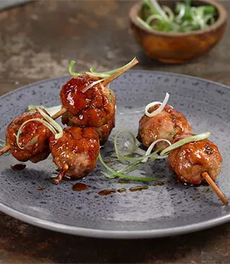 Spiedini di tsukune di tacchino
