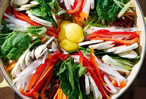 Hot pot coreano jeongol — stile sukiyaki