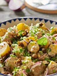 Insalata di patate con capperi fritti