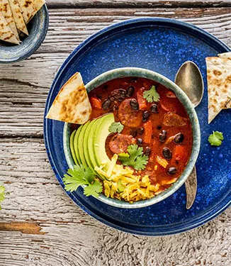 Zuppa piccante di fagioli neri con chorizo