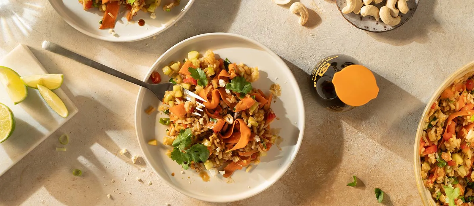 Insalata di riso asiatica con soia dolce